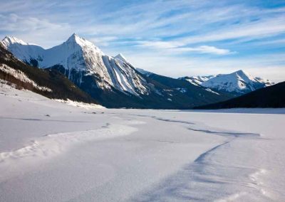 Winter Medicine Lake Jasper National Park - Photo by Explorejasper.com